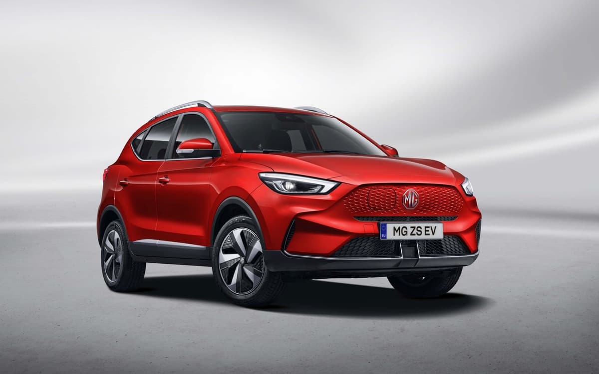 MG ZS EV (Red)